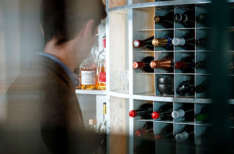 La posición del vino español, francés e italiano ante las dificultades que atraviesa el sector