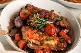Los platos más característicos de un país Francia (Foto Just Spices - Coq au Vin