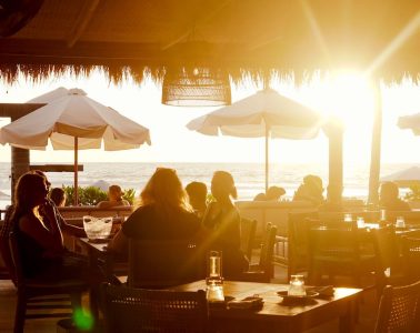 63.800 millones de euros, gasto récord de los turistas internacionales en el primer semestre del año