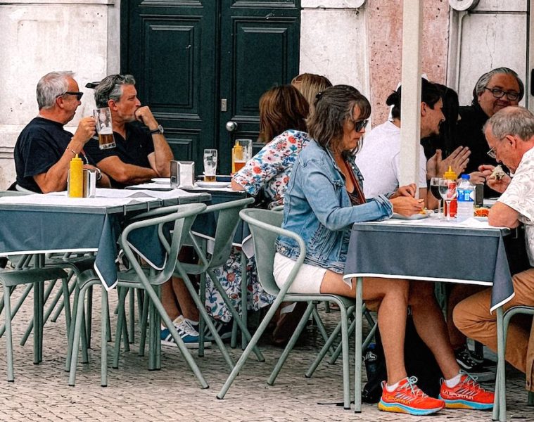 Casi el 30 % de las reservas de restaurantes para agosto son de turistas internacionales