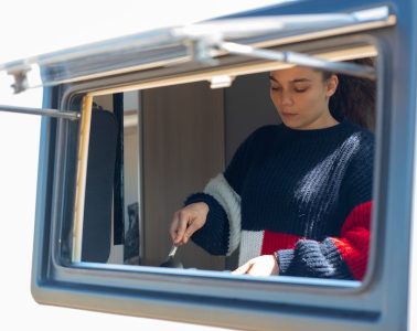 Cómo cocinar en una autocaravana sin dejar de comer bien