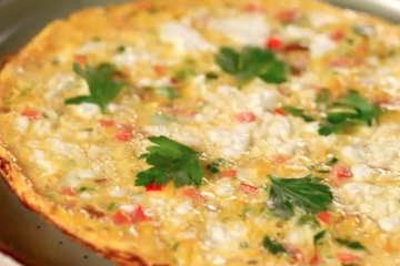 Frittata de pimientos tricolor y queso fresco