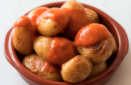Papas arrugadas con mojo de restos de chorizo
