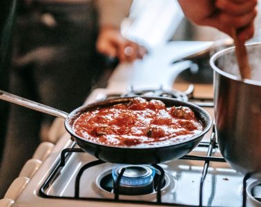 3 recetas para sacarle todo el partido al tomate frito casero