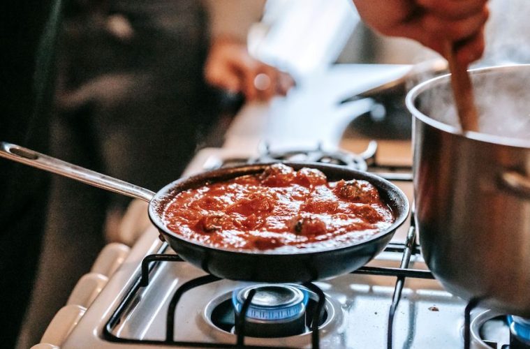 3 recetas para sacarle todo el partido al tomate frito casero