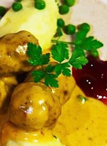 Albóndigas con carne picada y restos de chorizo fresco