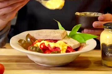 Ensalada de tomate y ventresca con vinagreta de mostaza