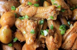 Pollo con castañas sobrantes